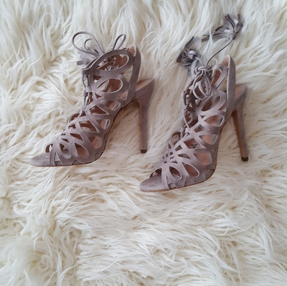 *SALE! Charles David suede heels - Picture 5 of 5